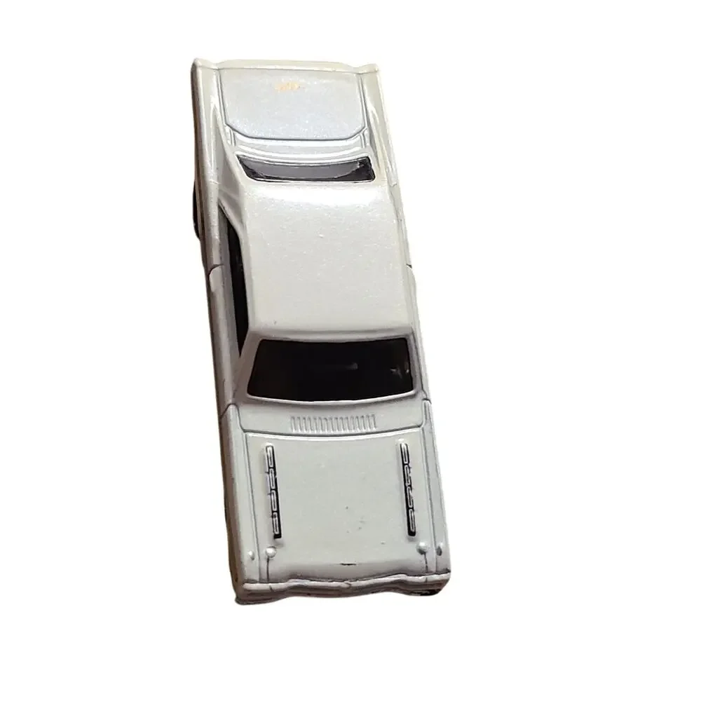 2013 Hot Wheels Models 1974 Brazilian Dodge Charger White